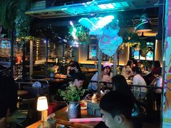 大堂-胡桃里乐队酒馆
