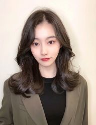 -AYO SALON