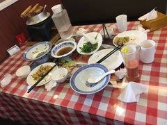-鲁班小馆(政四街店)