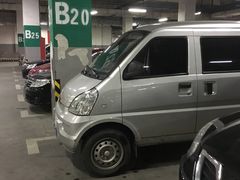 -欧尚超市苏州店停车场(金鸡湖路店)