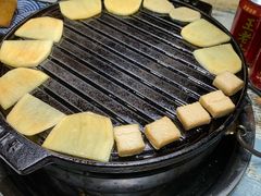 -燚店·铁板鱼蛙·烤肉·烤串(北新桥店)
