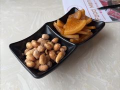 -今日潮牛(张江万科翡翠公园店)