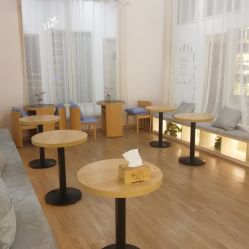 -静待花开瑜伽尊巴会馆