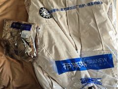 -布瑞琳洗衣(西堤红山店)