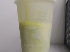哈斯牛油果椰子冻-瑞幸咖啡(新理想大厦店)