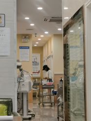 -痘院士专业祛痘皮肤管理