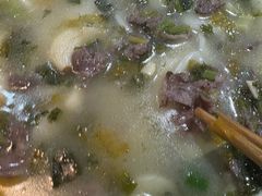 -何永光123鲜牛肉馆(1号店)