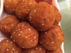 -亢龙太子酒轩(东湖店)