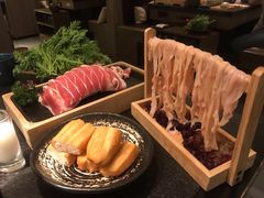 -湊湊火锅·茶憩(打浦桥日月光店)