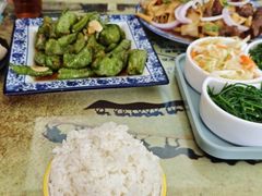 -壹阁胡羊焖饼(特色小吃街店)