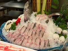 -鲜入唯煮·港式海鲜牛肉火锅(金宝街店)