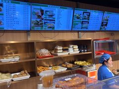 -护国寺小吃店(红莲南路店)