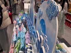 -名创优品(山东青岛华润万象城店)
