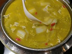-东口码头·烧鸽子·鱼头泡饼·地方菜(金鹰悦城店)