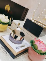 -萱娅美颜美体中心