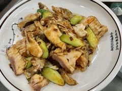 生炒鱼头-广迎居老正兴菜馆