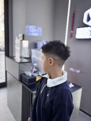 -尤司男士国潮理发馆