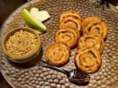 鸭肝葱油饼-杭州西子湖四季酒店·金沙厅