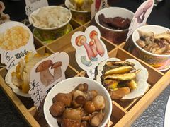 -菌自由丨野生菌火锅特色庭院餐厅(丽江古城店)