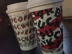 -星巴克(西藏路店)