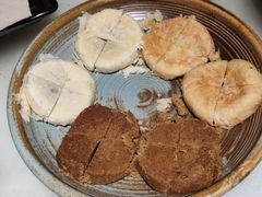 荞麦鲜花饼-滇越乘象云南餐厅(豆各庄店)