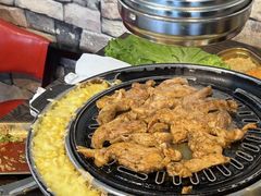 -胡悦里韩式烤肉(芝罘万达广场店)
