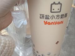 脆啵啵小方奶茶-研盐小方奶茶