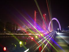 -南京眼步行桥