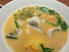 -荣家黄鱼面(前滩太古里店)