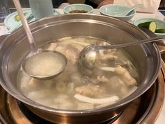 竹笙椰子鸡-润园四季椰子鸡火锅(南山海岸城店)