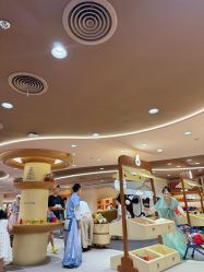 -奈尔宝家庭中心·国风主题·亲子餐厅(豫园商城店)