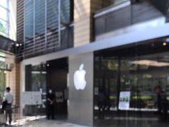 -Apple零售店(华贸购物中心店)