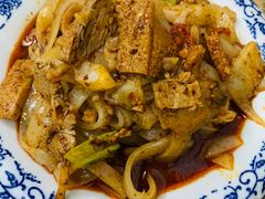 烧肉面皮-陈仓老街美食天地