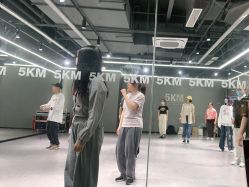 -5KM舞蹈街舞工作室