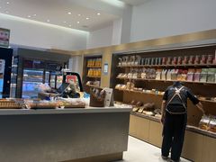 -蓝小轩蛋糕·面包(趣春店)