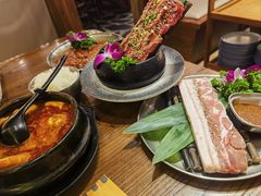 -明洞阿姨·韩式酱蟹烤肉·创意料理(三元桥店)