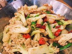 -徽湘园和马路串串火锅