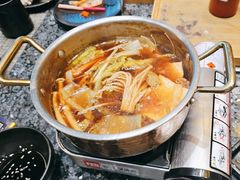 -渔荷食町·铁板烧料理(崂山万象汇店)