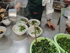 -黄金娣米线(盛邦老店)