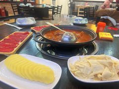 -南丹崇巍牛杂家常菜(埌东店)