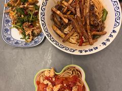-梅溪·小伙子干挑面(安吉总店)