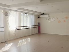 -芳菲舞蹈(杨莲路店)