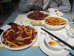 自制不老牛肉汤锅-付掌柜在成都·热炒砂锅集(金禾店)