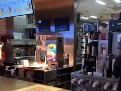 -麦当劳(西客站店)