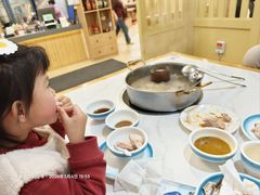 -朴小妹人参鸡汤火锅(长白山万达店)