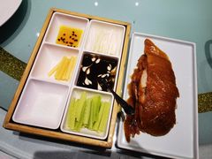 明湖烤鸭-鹊华居·地道鲁菜·海鲜·融合味(大明湖店)