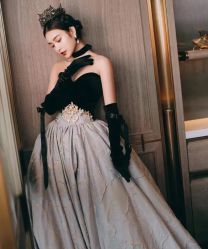 -Lady  Jane高端婚纱礼服馆