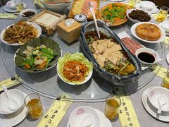 -一盏明灯全素斋(五爷庙店)