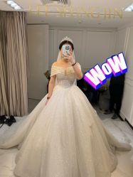 -GRACE KELLY婚纱与礼服(北京店)