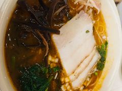 小锅米线-胡麻(静安嘉里店)